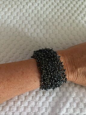Women’s Multi-Strand Dark Gray Beaded Chain Bracelet